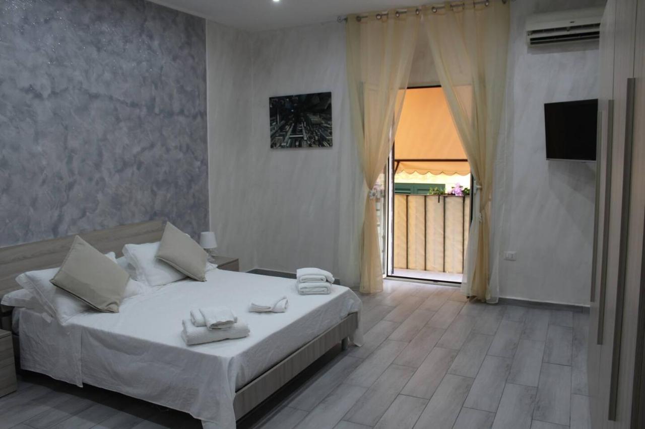 Aparthotel Casa Vacanza Grey Neapel Exterior foto